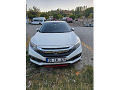 Sahibinden Honda Civic 1.6 i-DTEC Elegance 2019 Model 2020 Şubat ayında trafiğe çıkmıştır.