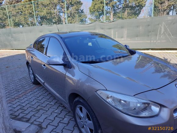 Sahibinden Otomatik Vites Renault Fluence 1.5 dCi Dynamique 2011 Model