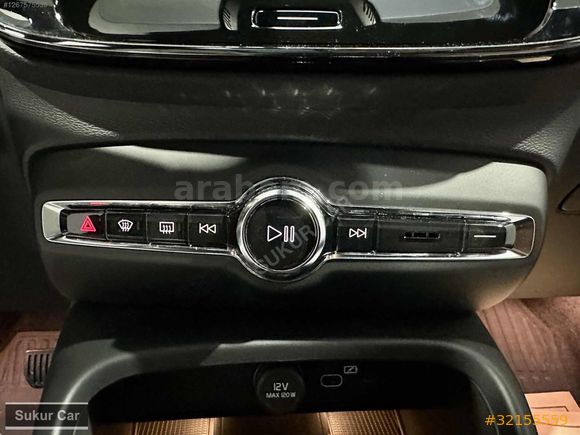 2025 MD VOLVO EX40 UZUN MENZİL HATASIZ BOYASIZ