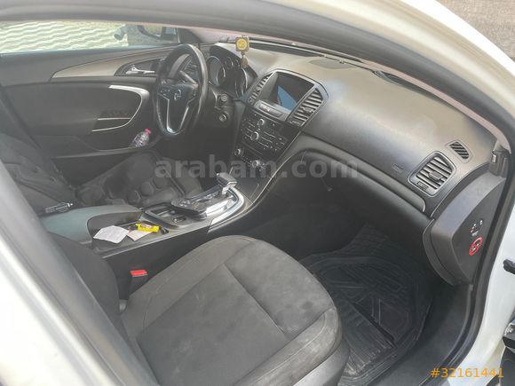 Sıfır motorlu Sahibinden Opel Insignia 2.0 CDTI Edition 2011 Model 