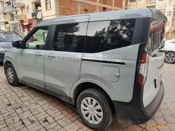Ford Tourneo Courier 1.0 EcoBoost Deluxe Otomatik