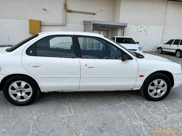 Sahibinden Yeni Muayeneli  Ford Mondeo 2.0 Ghia 1997 Model 