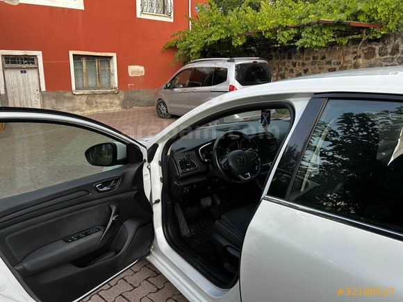 Sahibinden Renault Megane 1.5 dCi Touch 2017 Model 