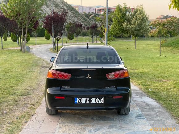 Sahibinden Mitsubishi Lancer 1.5 Invite 2009 Model