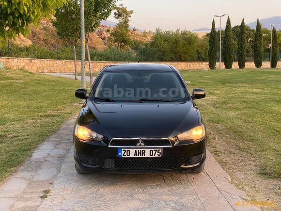 Sahibinden Mitsubishi Lancer 1.5 Invite 2009 Model