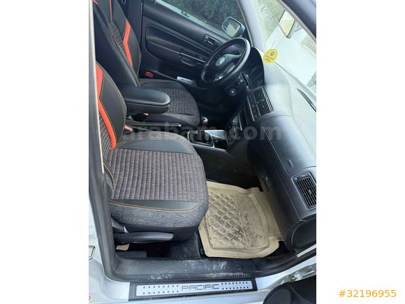 Sahibinden Volkswagen Golf 1.9 TDi Pacific 2004 Model 