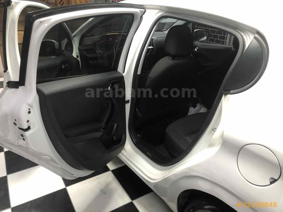 Sahibinden Peugeot 208 1.2 PureTech Access 2015 Model 