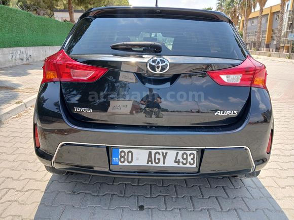 sahibinden değişensiz toyota auris dizel otomatik