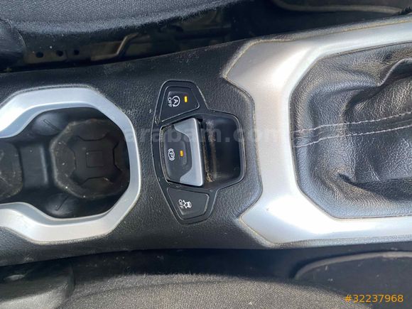 Sahibinden Jeep Renegade 1.6 MultiJet Longitude 2015 Model 