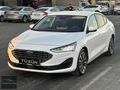 2023 TERTEMİZ OTOMATİK VİTES CAR PLAY TİTANİUM STİL DİZEL FOCUS