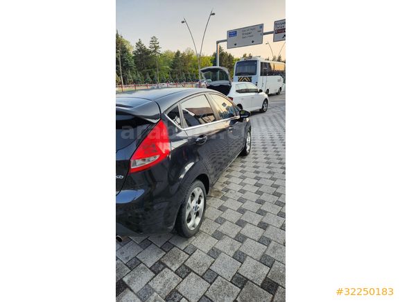 Sahibinden Ford Fiesta 1.4 Titanium X 2011 Model