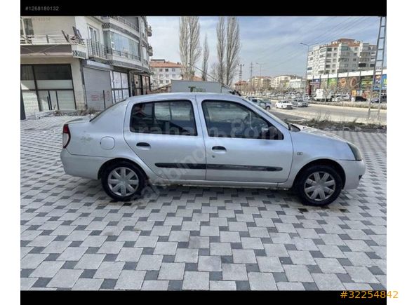 TEMİZ BAKIMLI SYMBOL 1.5 DCI