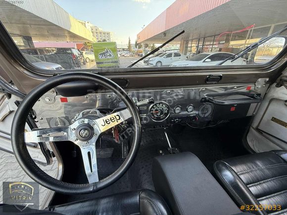 OTOMATİK 1981 MODEL JEEP CJ-8