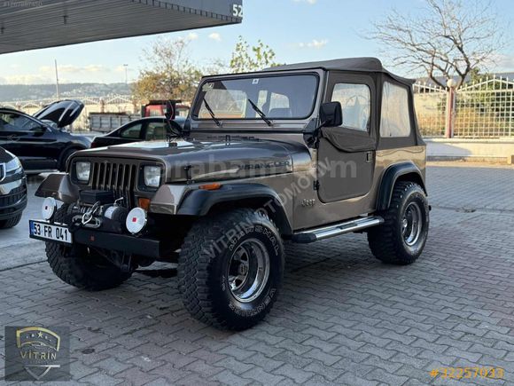 OTOMATİK 1981 MODEL JEEP CJ-8