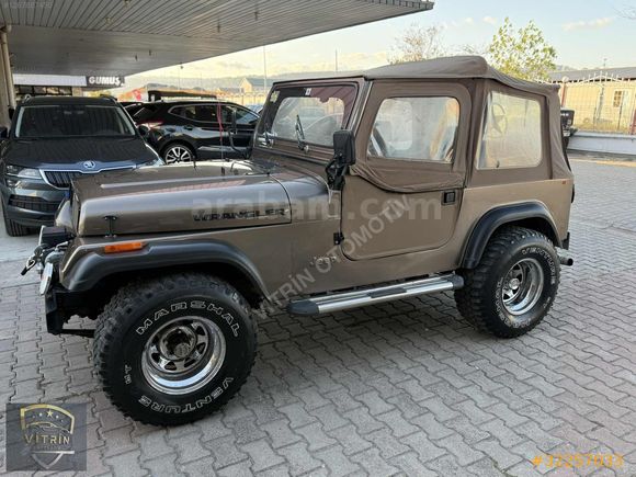 OTOMATİK 1981 MODEL JEEP CJ-8