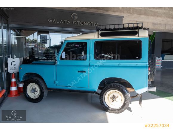 'GALATA' 1976 LAND ROVER DEFENDER KLASİK