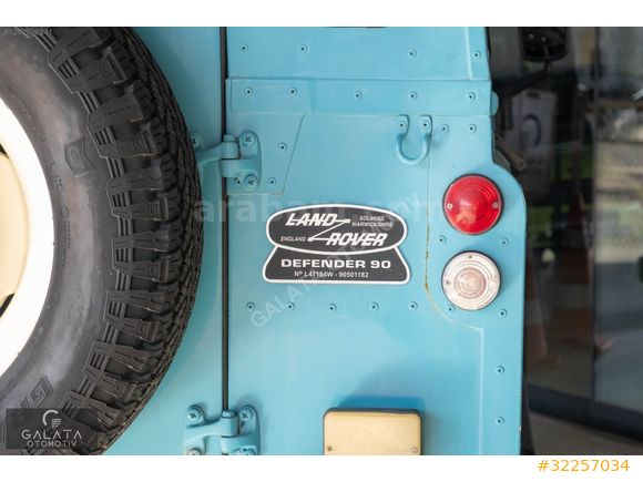 'GALATA' 1976 LAND ROVER DEFENDER KLASİK