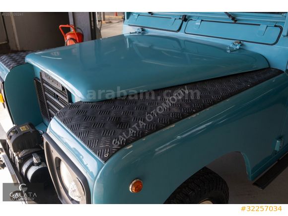 'GALATA' 1976 LAND ROVER DEFENDER KLASİK