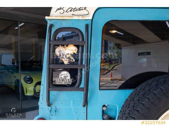 'GALATA' 1976 LAND ROVER DEFENDER KLASİK