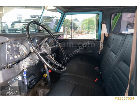 'GALATA' 1976 LAND ROVER DEFENDER KLASİK