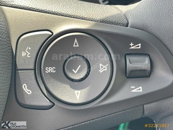 2K OTOMOTİVDEN 2025 OPEL CORSA 1.2 EDİTON AT8 K.KARTI GEÇERLİDİR