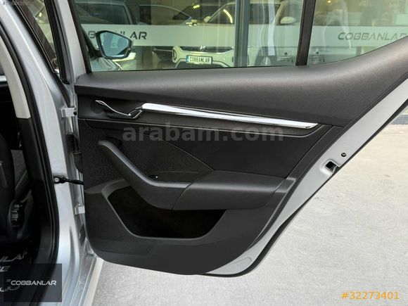 2022 SKODA OCTAVİA 1.5 E-TEC PREMİUM HATASIZ BOYASIZ 187.000KM