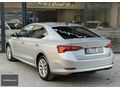 2022 SKODA OCTAVİA 1.5 E-TEC PREMİUM HATASIZ BOYASIZ 187.000KM