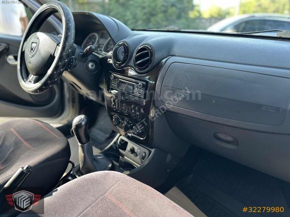 Dacia Duster 4x2 Laureate 90 Hp/K.KARTI