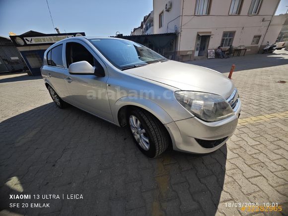 FİYAT DÜŞTÜ!!!2012 Opel Astra 1.3 CDTI Sunroof hariç full modeli