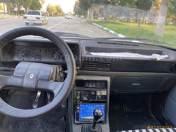 DEĞIŞENSIZ GARAJDA SAKLANMIŞ AVRUPA MONTAJ