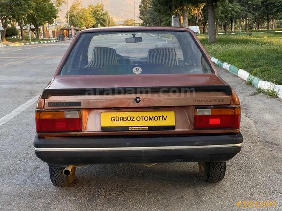 DEĞIŞENSIZ GARAJDA SAKLANMIŞ AVRUPA MONTAJ