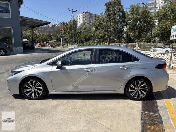 DÖNMEZ OTOMOTİV'DEN 2022 COROLLA 1.5 FLAME X-PACK MULTİDRİVE S