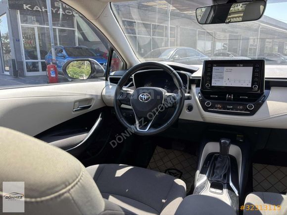 DÖNMEZ OTOMOTİV'DEN 2022 COROLLA 1.5 FLAME X-PACK MULTİDRİVE S