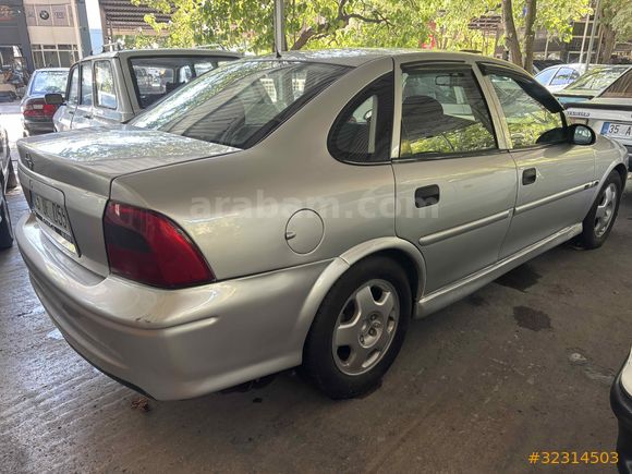 Galeriden Opel Vectra 2.0 DTI CD 2000 Model Manisa