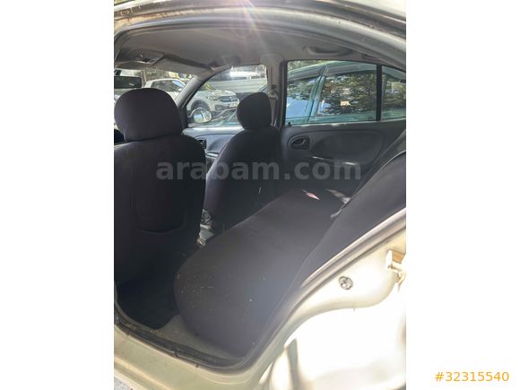 Galeriden Renault Megane 1.9 DTi RXE 2000 Model Manisa