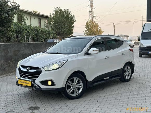 HATASIZ AYARINDA HYUNDAİ İX 35 CAM TAVANLI