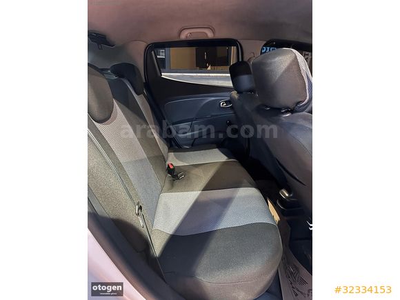 OTOGEN'den 2018 RENAULT CLİO 1.5 DCİ JOY AİLE ARACI