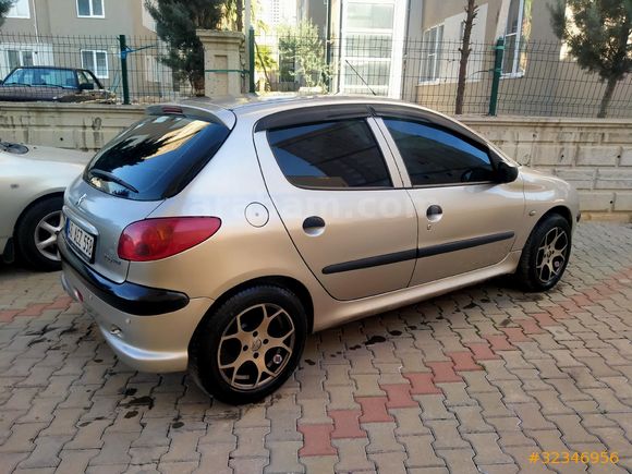 Sahibinden Peugeot 206 X-Design 2006 Model