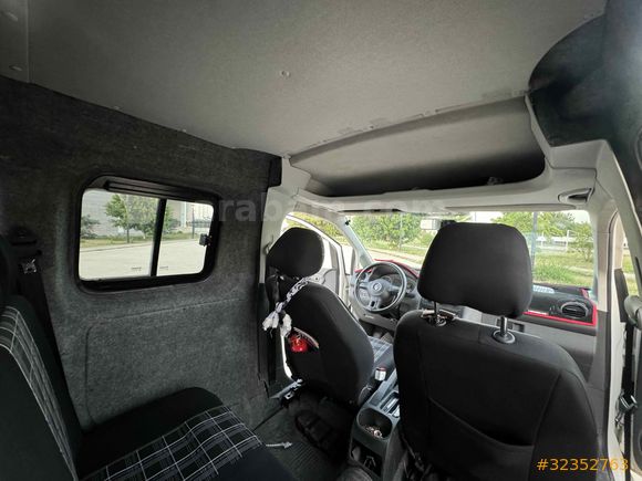 VOLKSWAGEN 2015 MODEL CAMLI MAXİ VAN