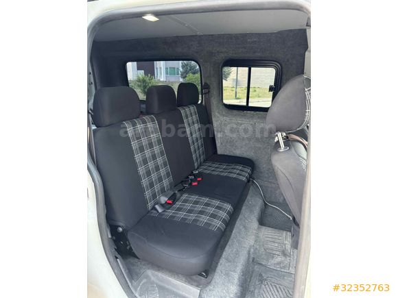 VOLKSWAGEN 2015 MODEL CAMLI MAXİ VAN