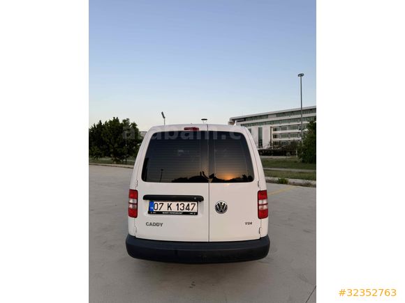 VOLKSWAGEN 2015 MODEL CAMLI MAXİ VAN