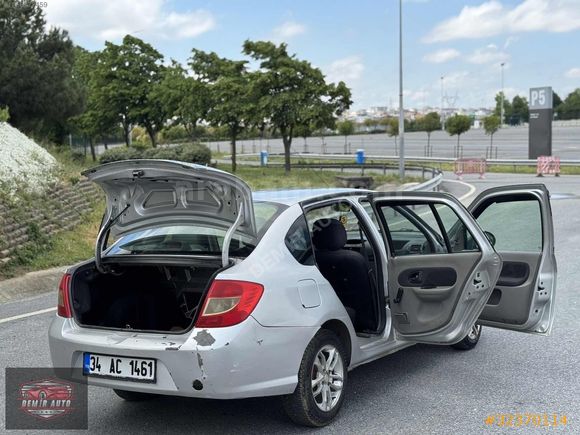 DEMİR AUTO'DAN 2012 RENO SYMBOL 1.5 DİZEL SIFIR MOTOR K 12 TKST