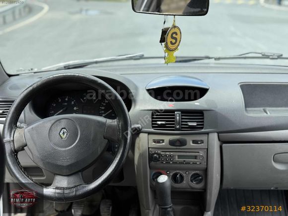 DEMİR AUTO'DAN 2012 RENO SYMBOL 1.5 DİZEL SIFIR MOTOR K 12 TKST