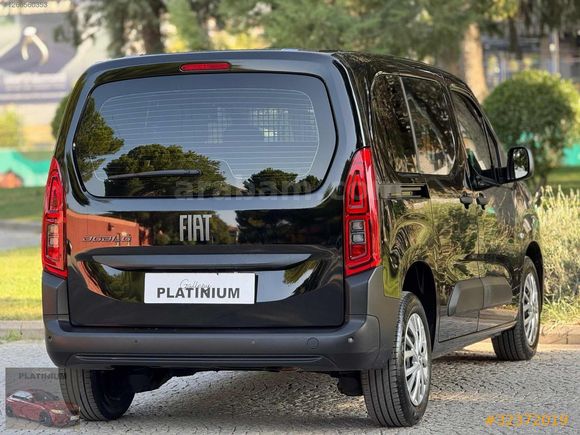 PLATINIUM'dn 2025 HATASZ DOBLO 1.2 PURETECH EASY %20FAT 27.000KM