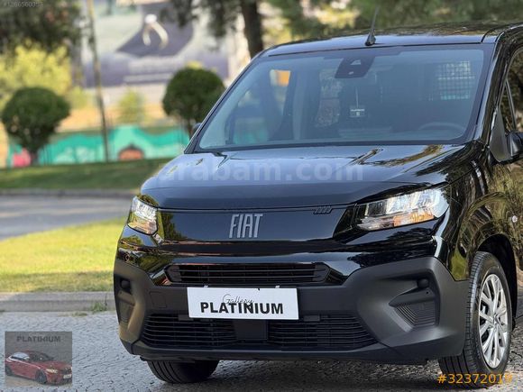 PLATINIUM'dn 2025 HATASZ DOBLO 1.2 PURETECH EASY %20FAT 27.000KM