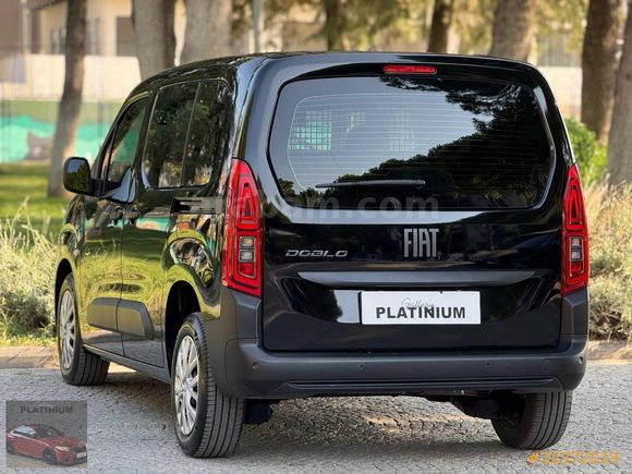 PLATINIUM'dn 2025 HATASZ DOBLO 1.2 PURETECH EASY %20FAT 27.000KM