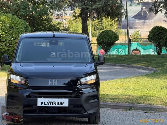 PLATINIUM'dn 2025 HATASZ DOBLO 1.2 PURETECH EASY %20FAT 27.000KM