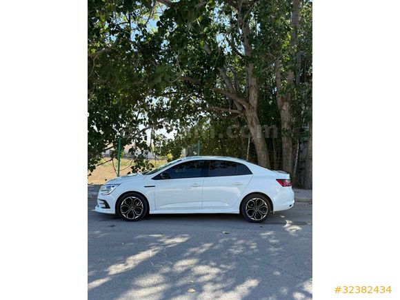 Sahibinden Renault Megane 1.3 TCe Joy 2021 Model Ankara