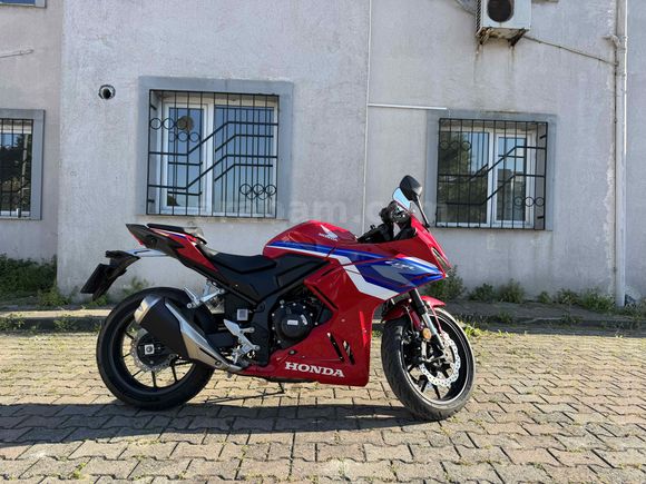 2025 Kasa Honda CBR 500 R 
