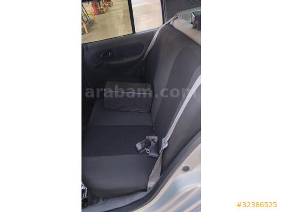 Sahibinden Renault Clio 1.4 RNA 2000 Model